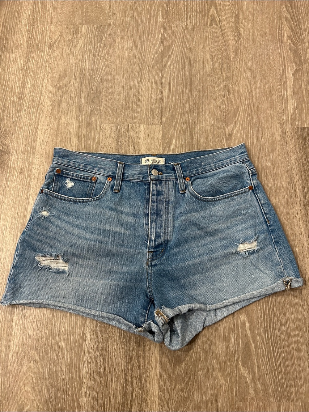 Madewell - Distressed Curvy Relaxed Denim Shorts